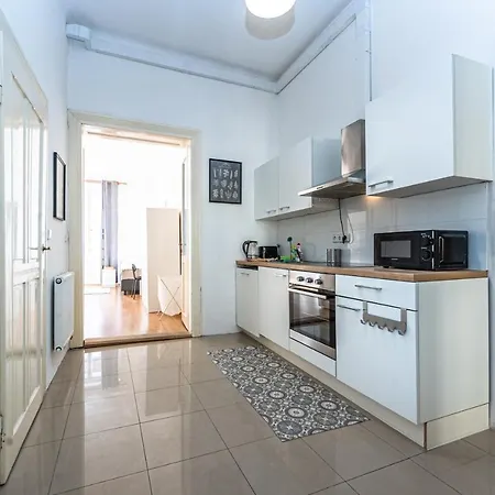 Vltava 7 * 프라하