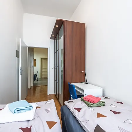 Apartment Vltava 7 *
