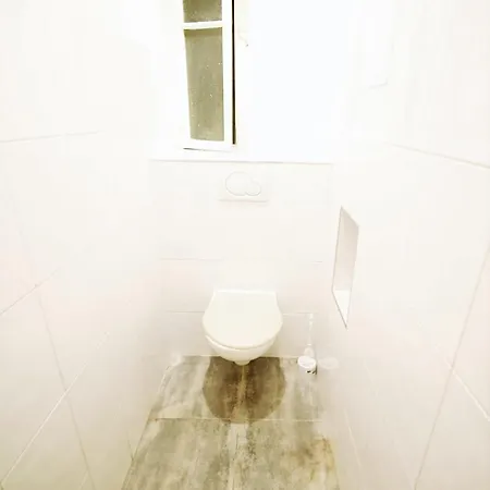 Vltava 7 Apartment