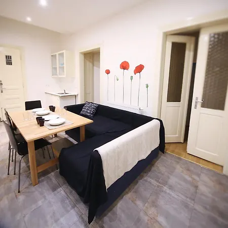 Vltava 7 Apartment